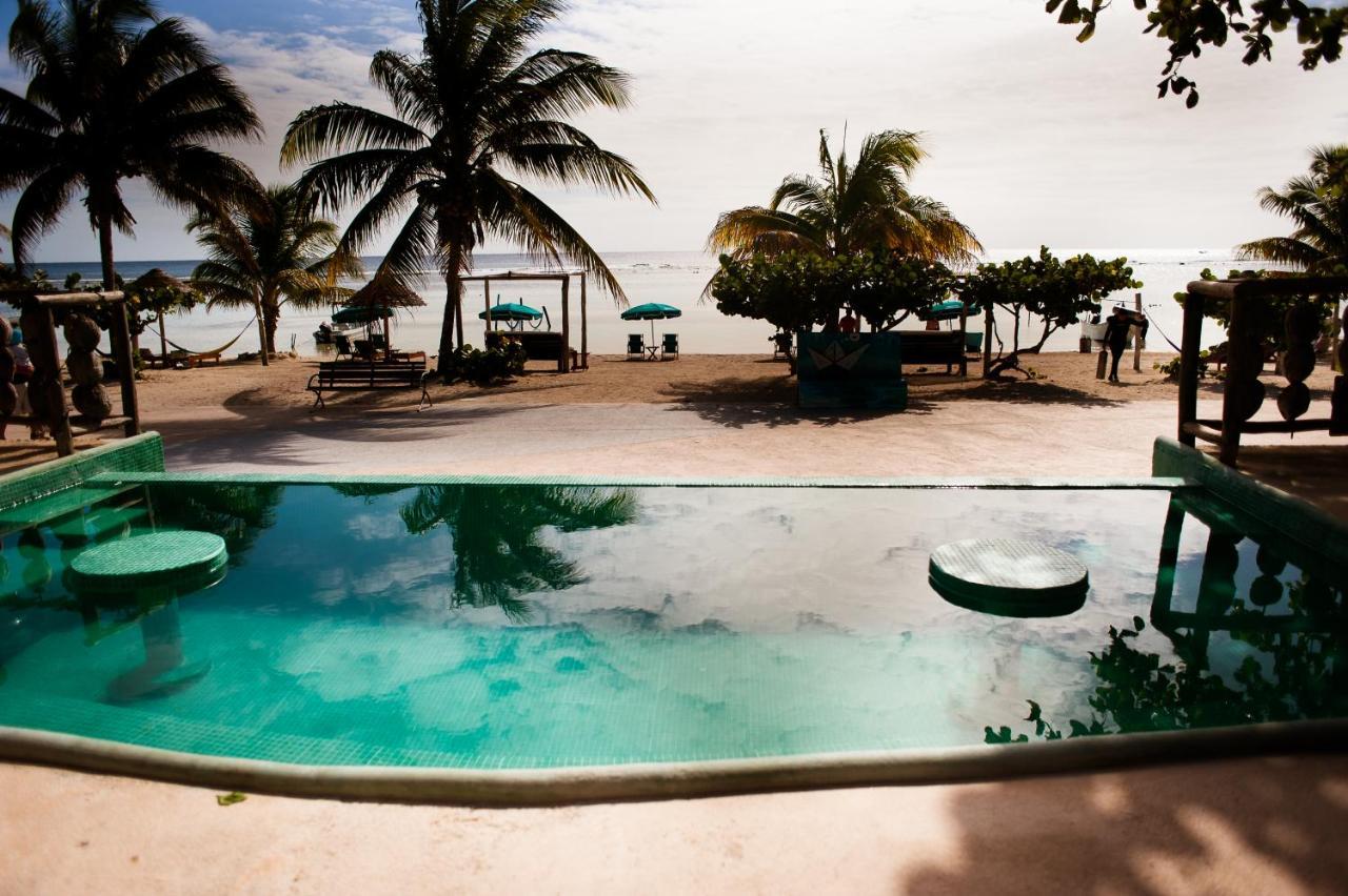 Nacional Beach Club & Bungalows ماهاهوال المظهر الخارجي الصورة